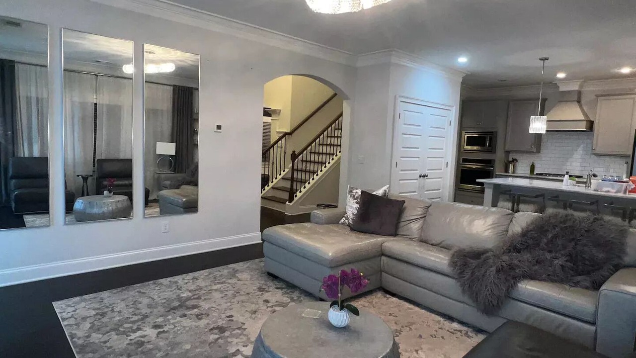 Photo of Livingroom in Auburn