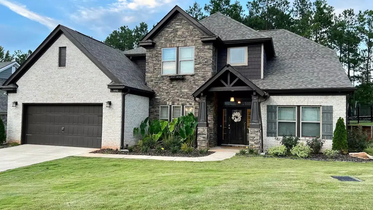 Photo of Outdoor in Auburn