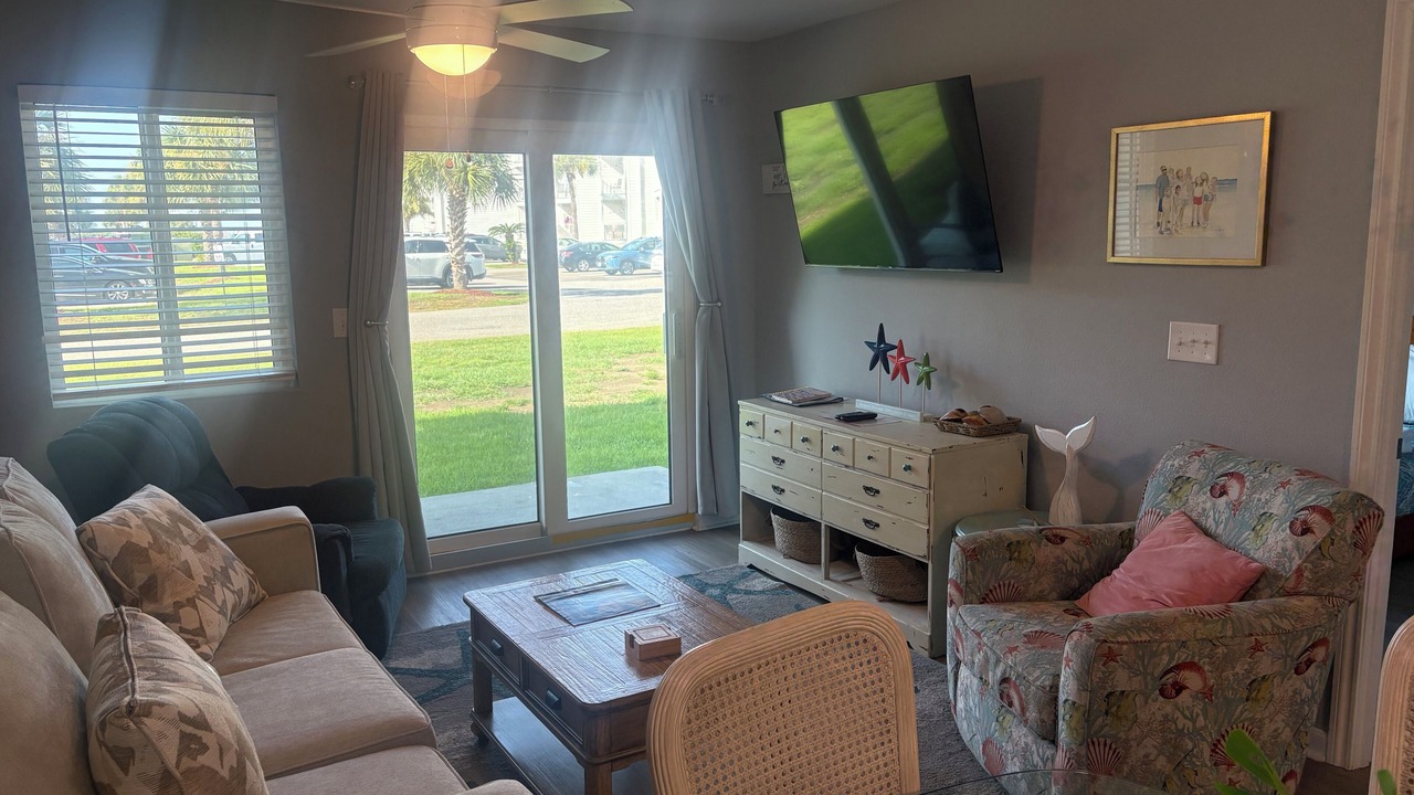 Photo of Livingroom in Fort Morgan