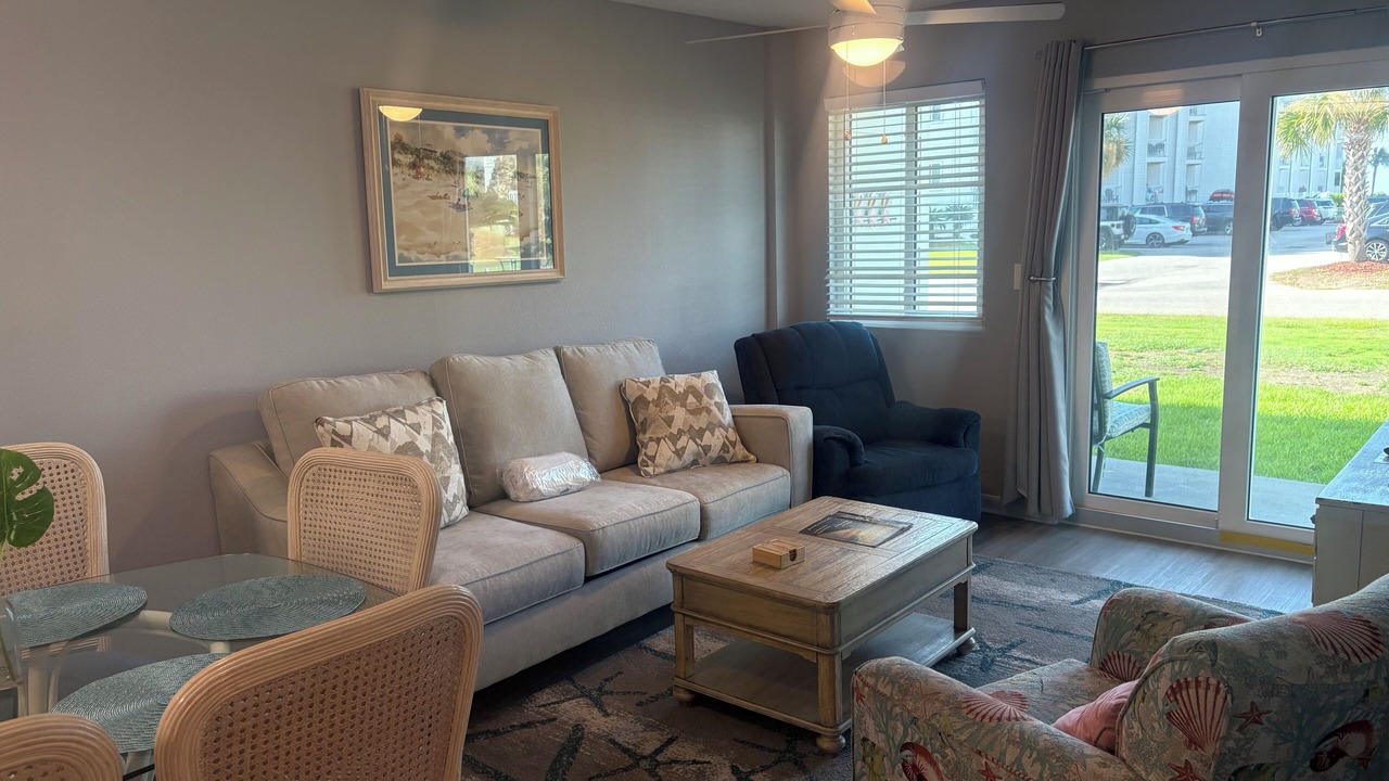 Photo of Livingroom in Fort Morgan