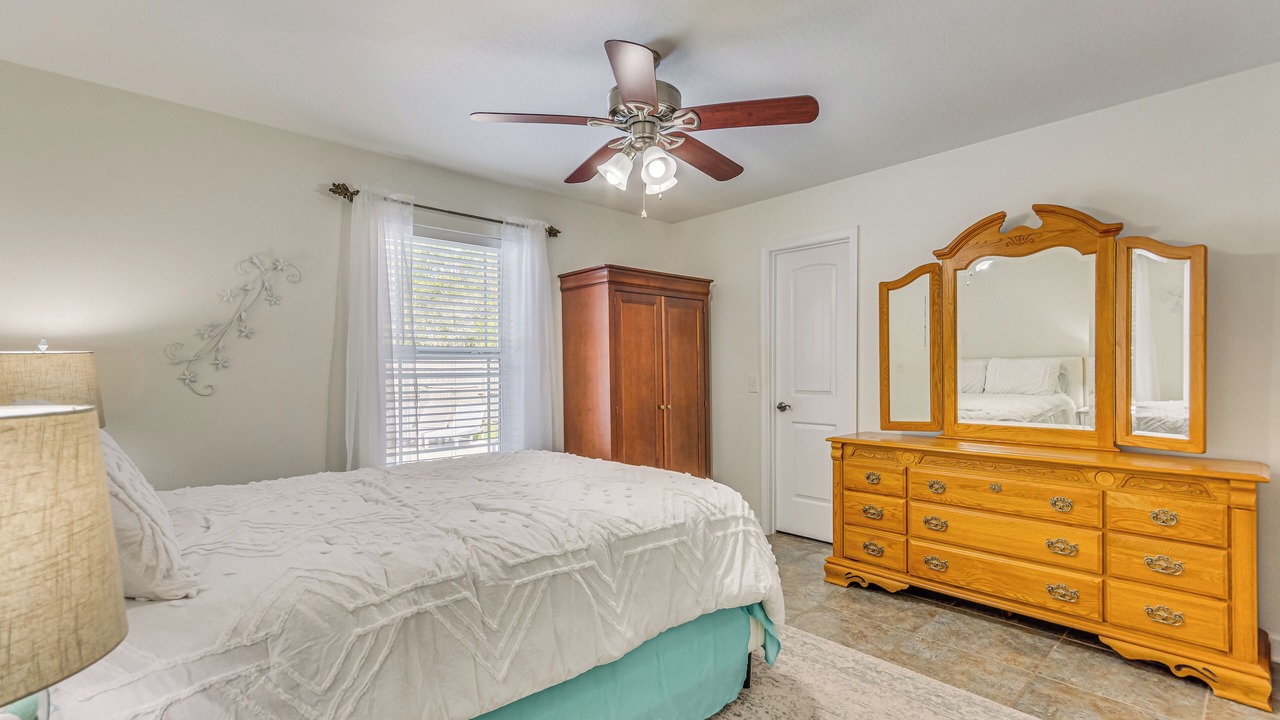 Photo of Bedroom in Ono Island