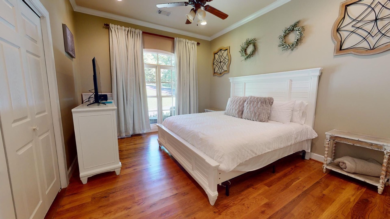 Photo of Bedroom in Samantha