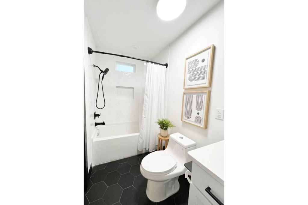 Photo of Bathroom in Wetumpka