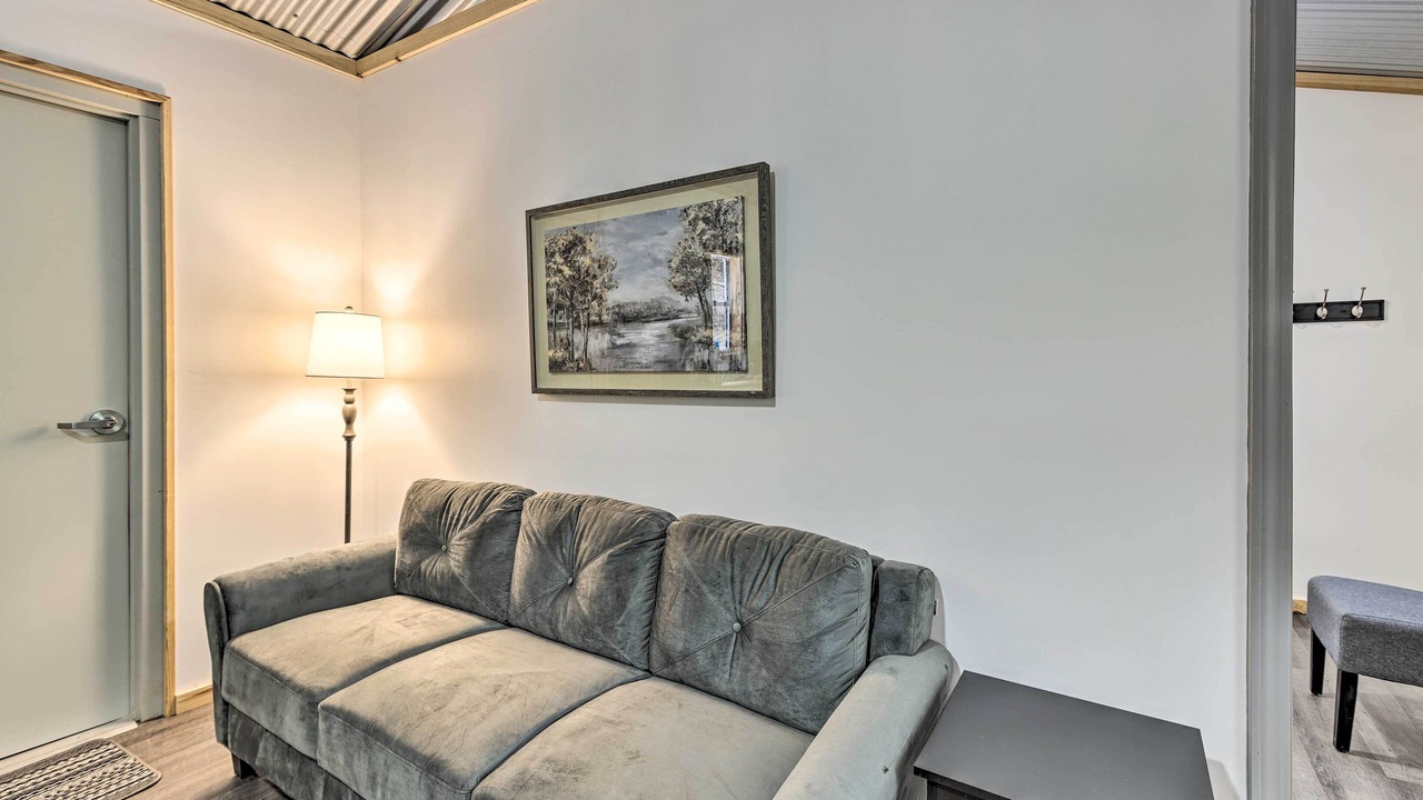 Photo of Livingroom in East Tallassee