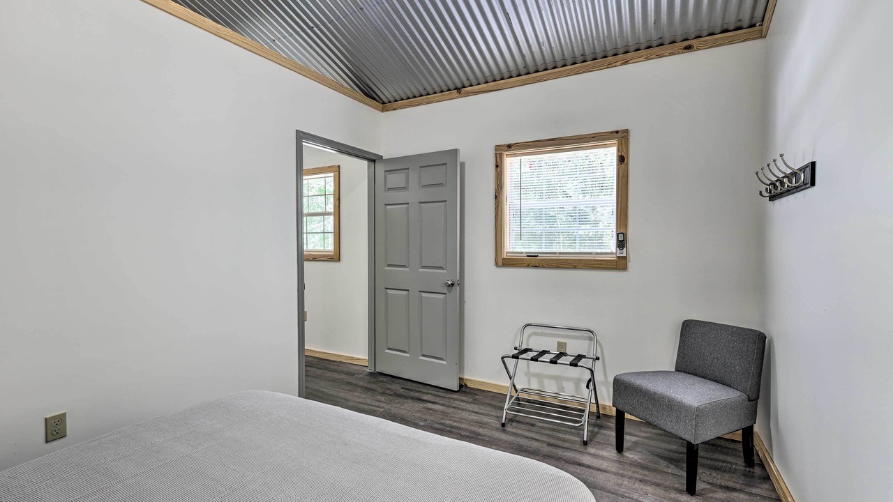Photo of Bedroom in East Tallassee