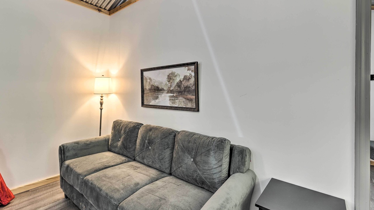 Photo of Livingroom in East Tallassee