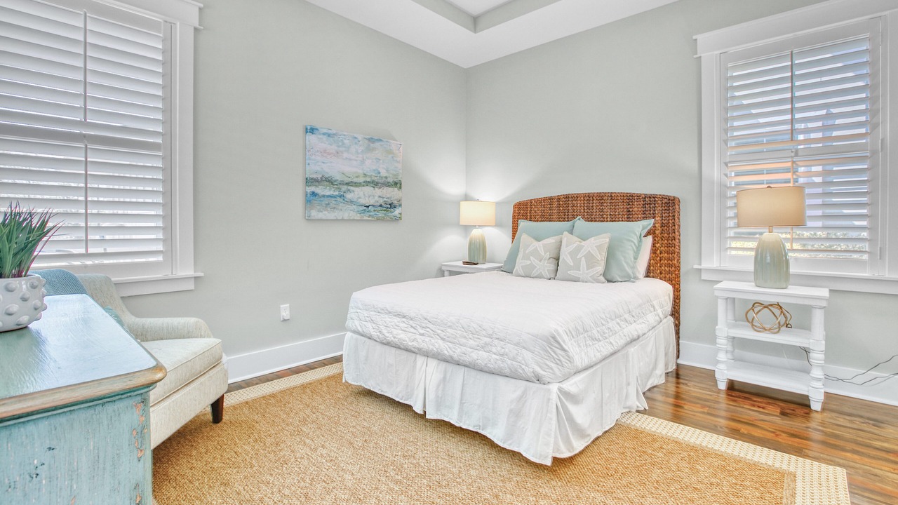 Photo of Bedroom in Santa Rosa Beach