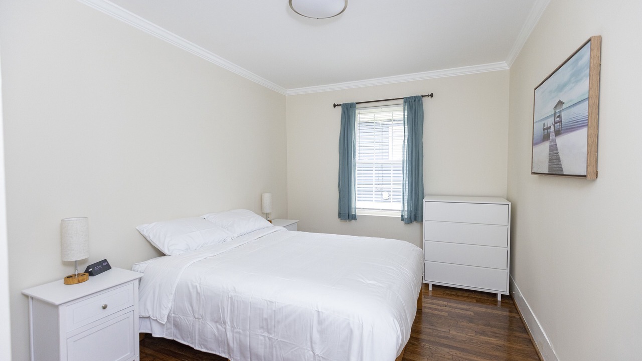 Photo of Bedroom in Crestline Heights