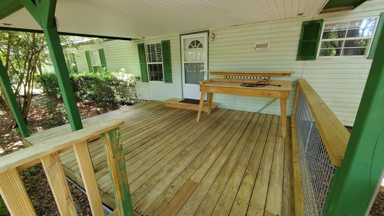 Photo of Patio Balcony in Fort White