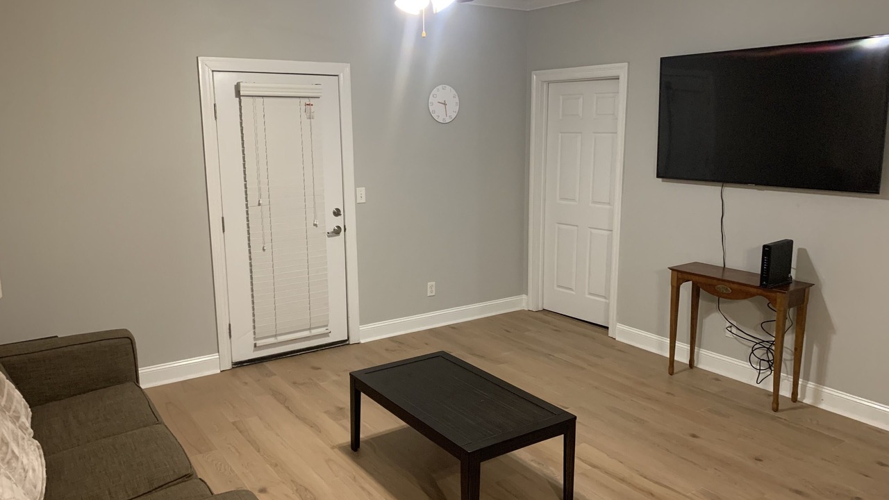 Photo of Livingroom in Tuscaloosa