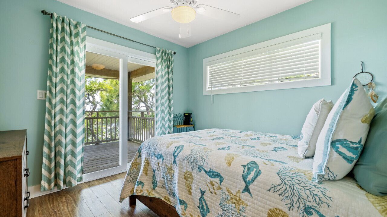 Photo of Bedroom in Cedar Key