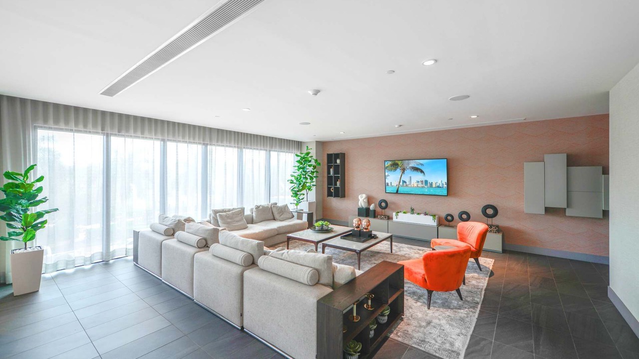 Photo of Livingroom in Doral