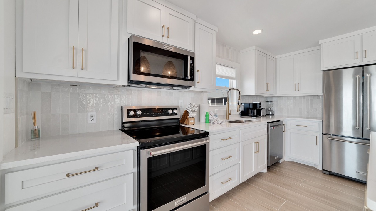 Photo of Kitchen in Surf Side Shores