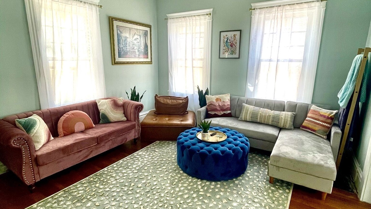 Photo of Livingroom in Five Points South