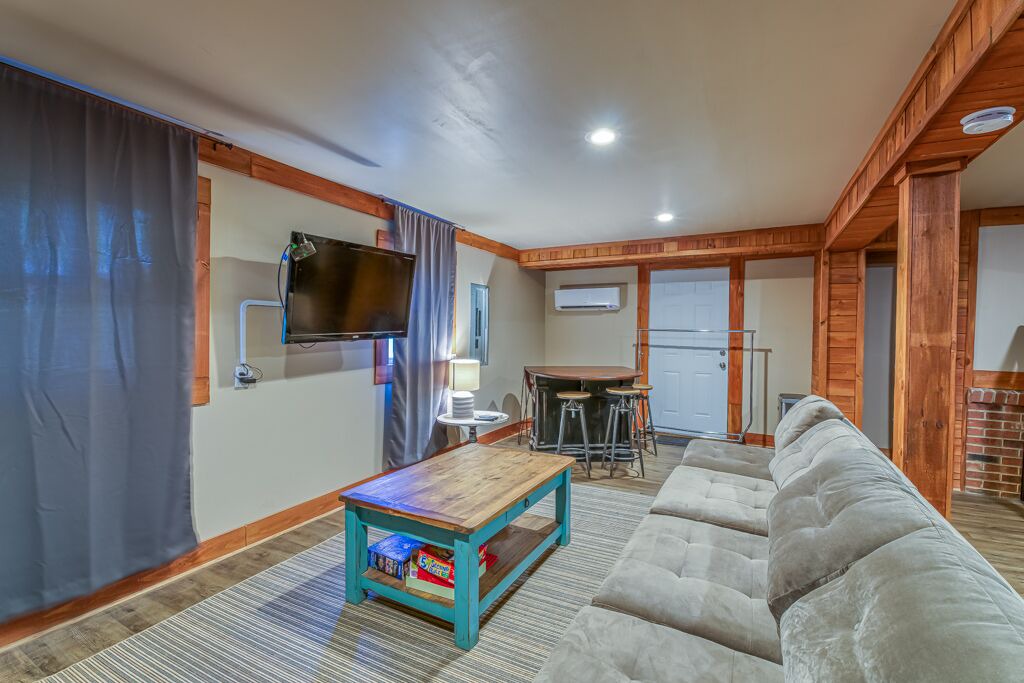 Photo of Livingroom in Muscle Shoals