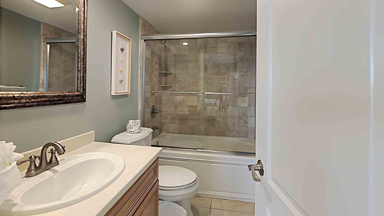 Photo of Bathroom in Ono Island