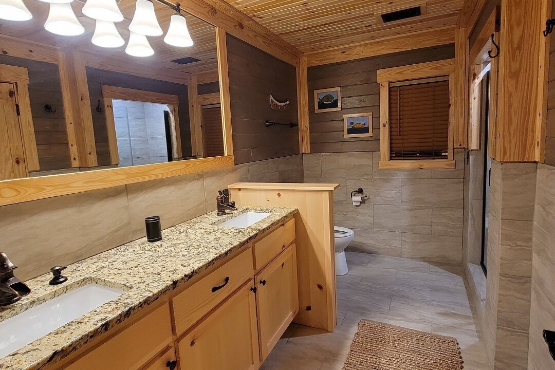 Photo of Bathroom in Valley
