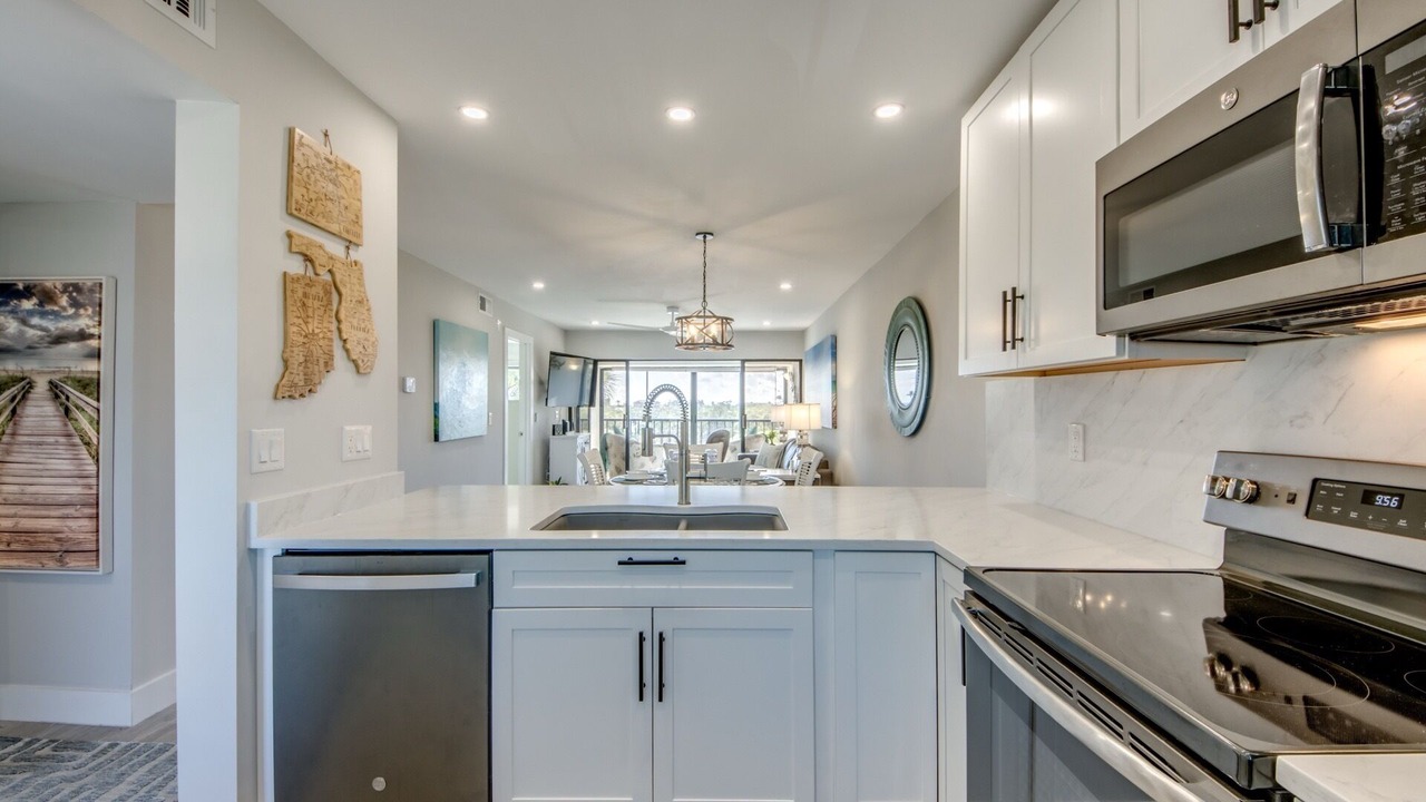 Photo of Kitchen in Mid Island