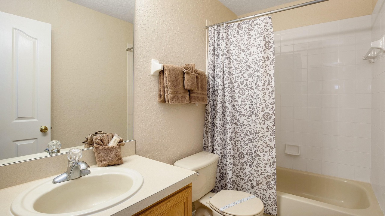 Photo of Bathroom in Highlands Reserve