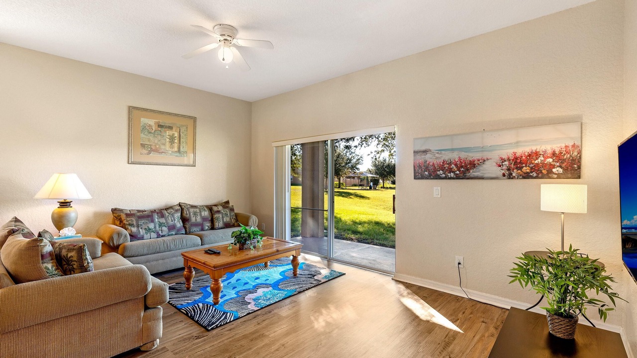 Photo of Livingroom in Highlands Reserve