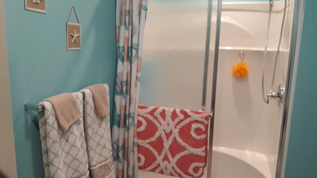 Photo of Bathroom in Muscle Shoals