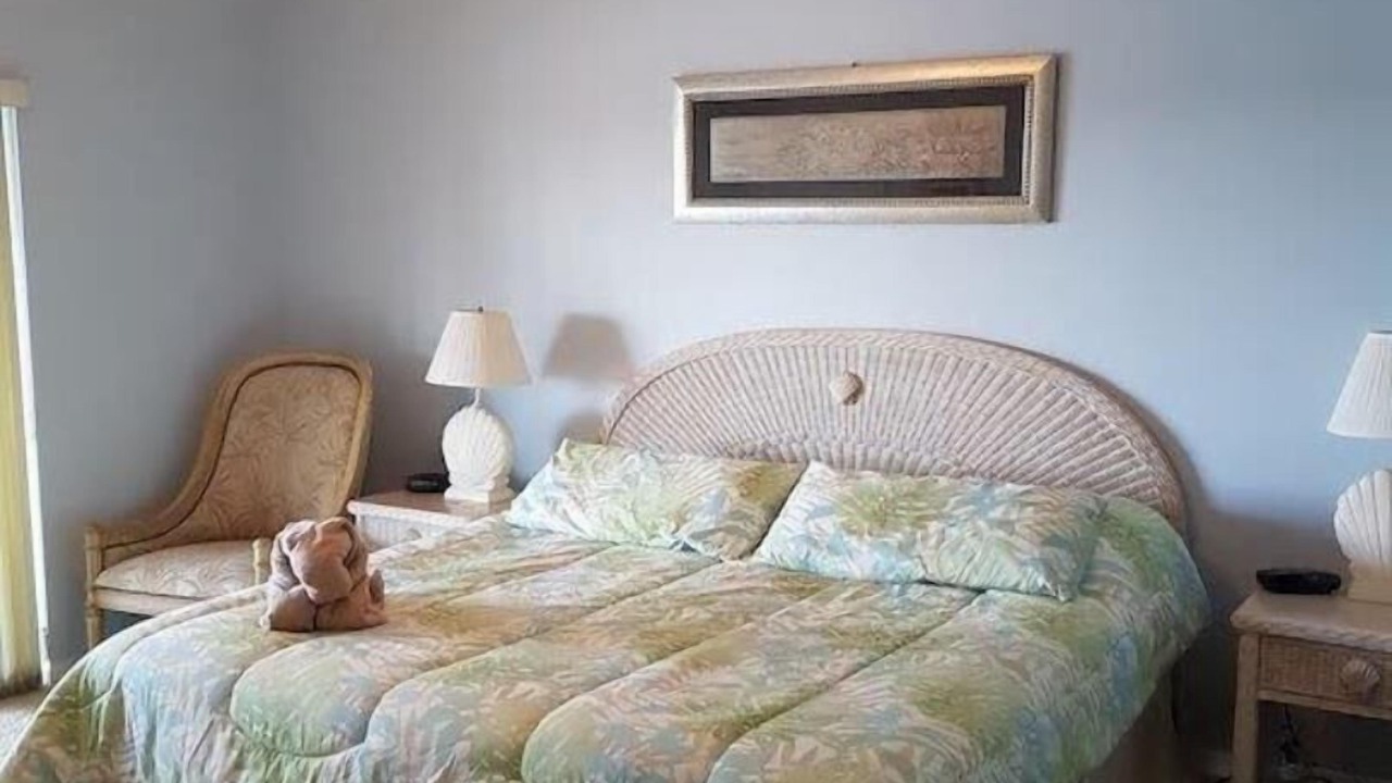 Photo of Bedroom in Park Shore