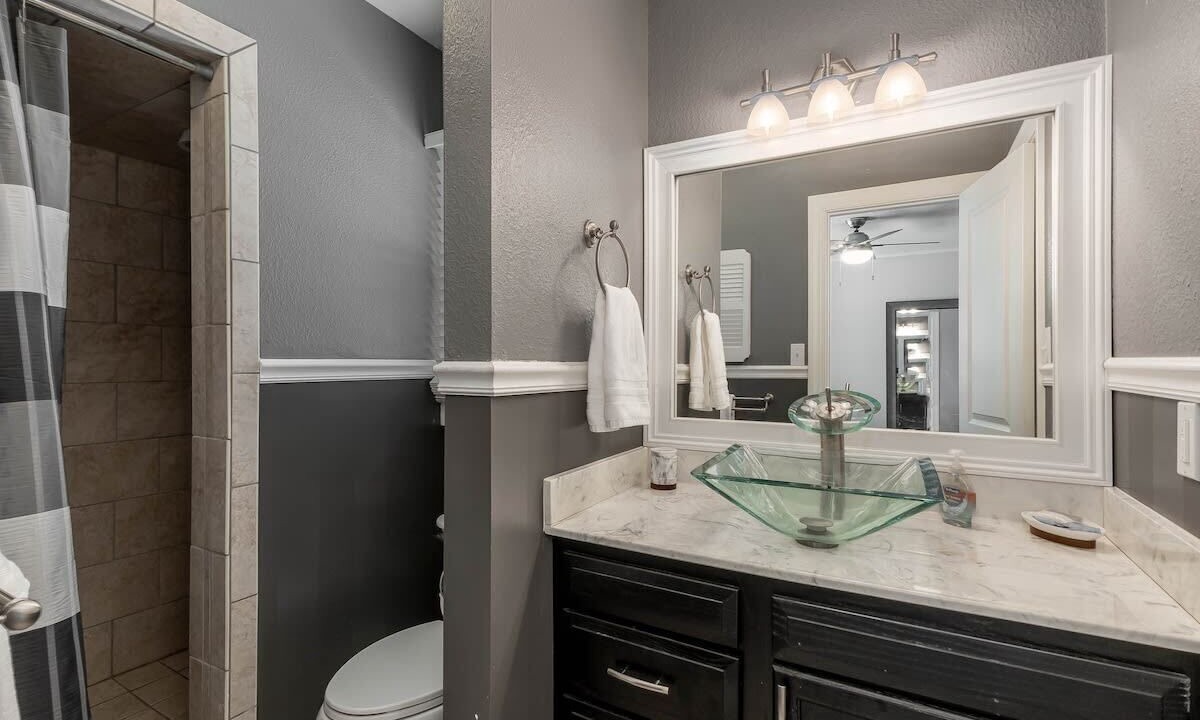 Photo of Bathroom in Tuscaloosa