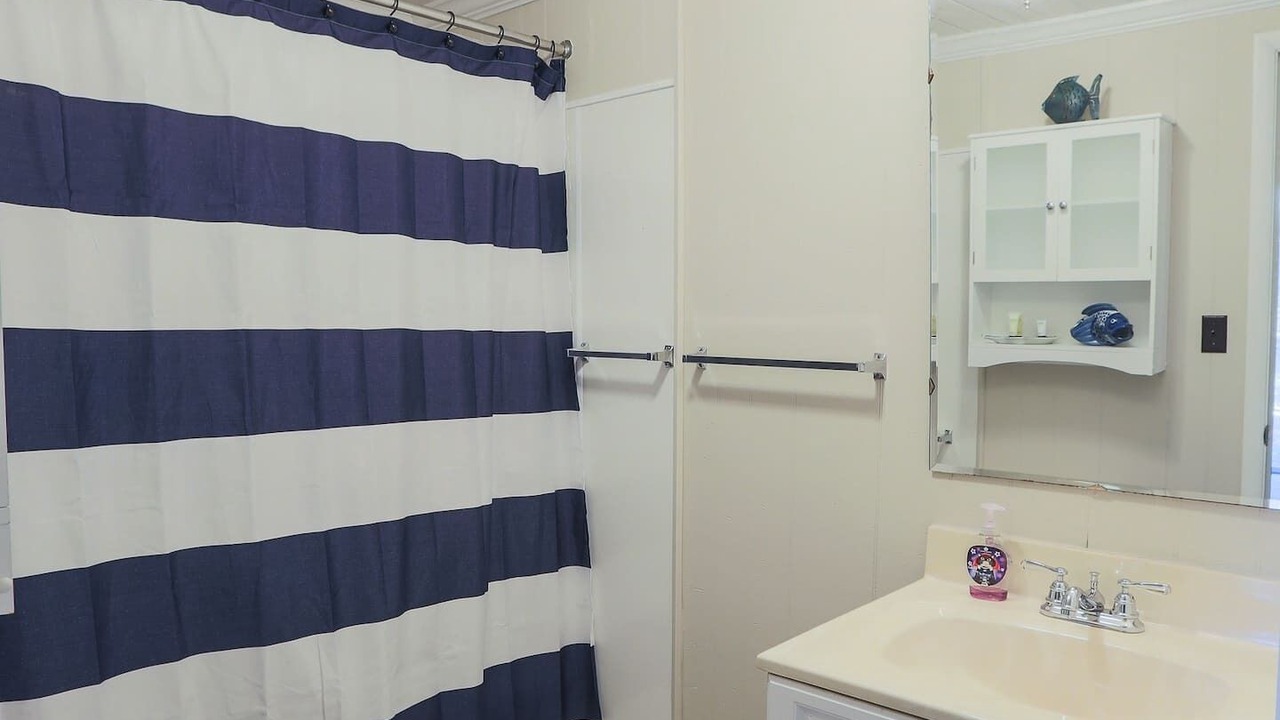 Photo of Bathroom in Guntersville