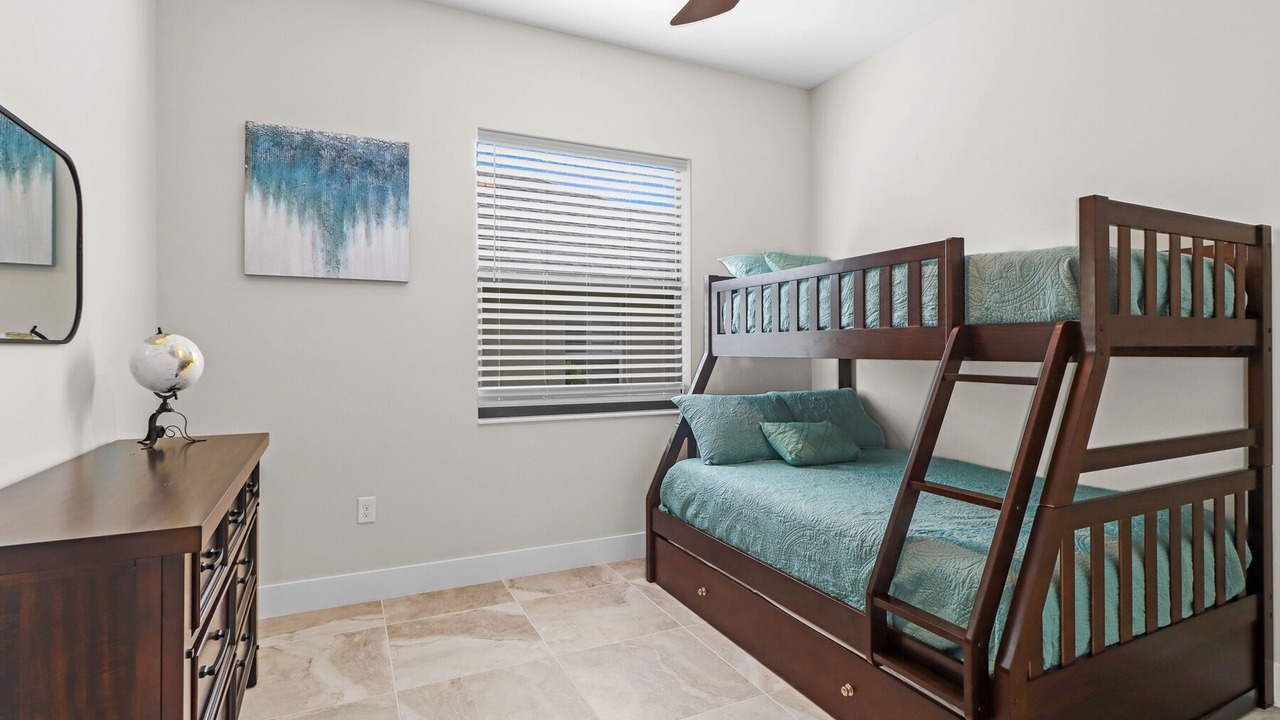 Photo of Bedroom in Naples Park
