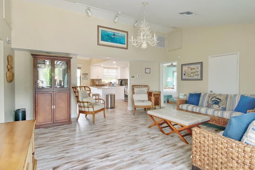 Photo of Livingroom in Marathon
