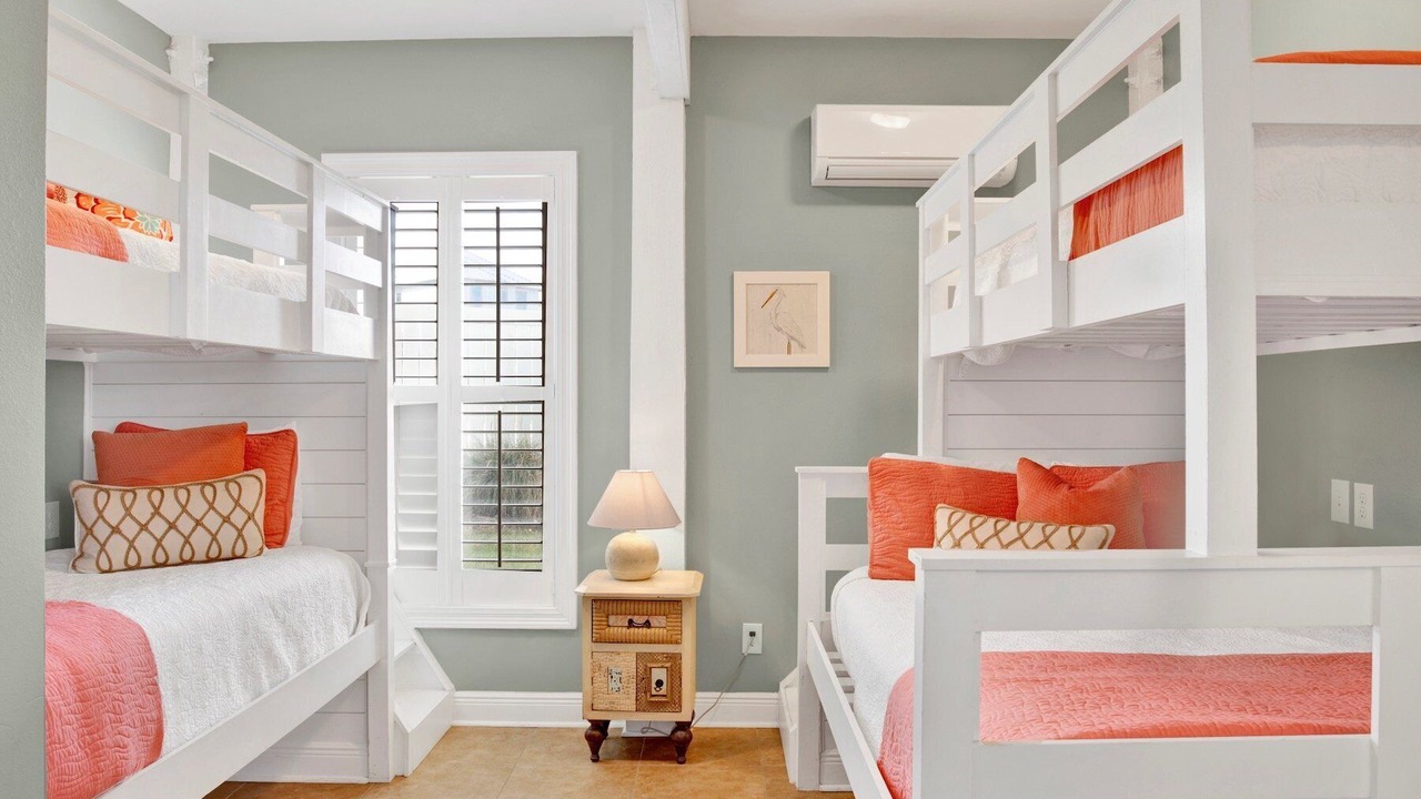 Photo of Bedroom in Orange Beach