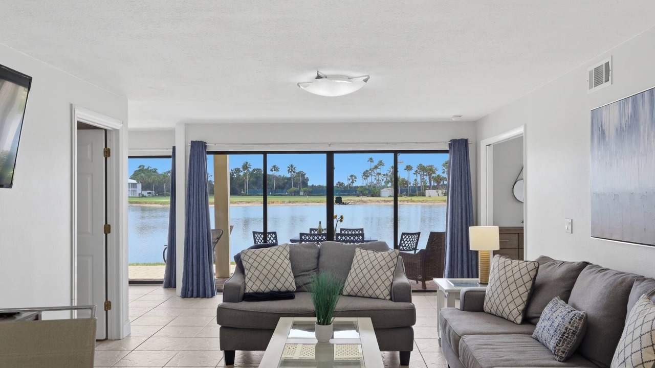 Photo of Bedroom in Wesley Chapel