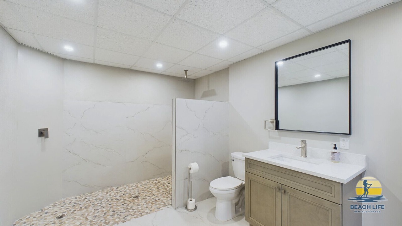 Photo of Bathroom in Holmes Beach