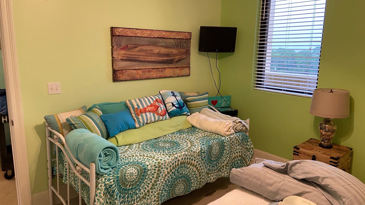 Photo of Bedroom in Dauphin Island