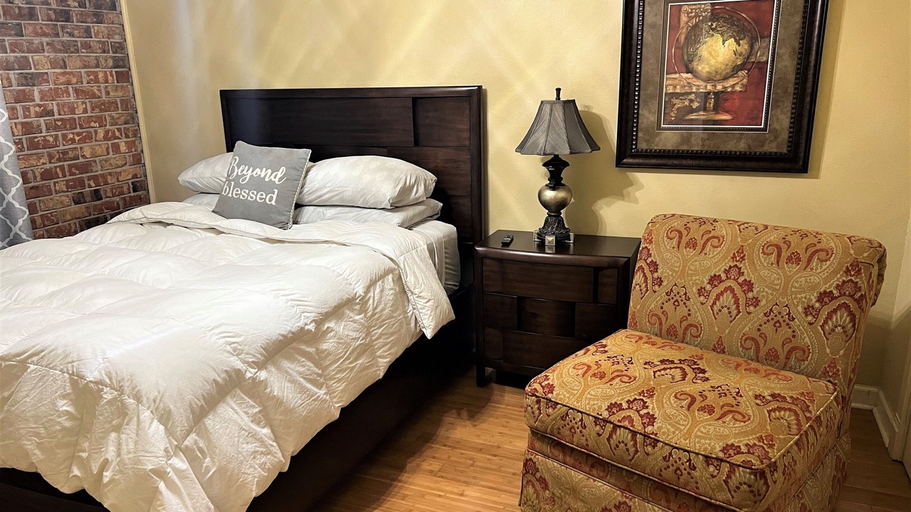 Photo of Bedroom in Beauregard Town Historic District