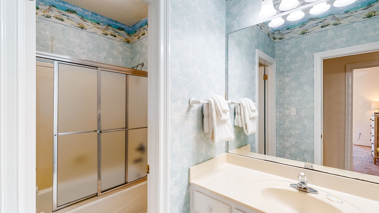 Photo of Bathroom in Audubon Place