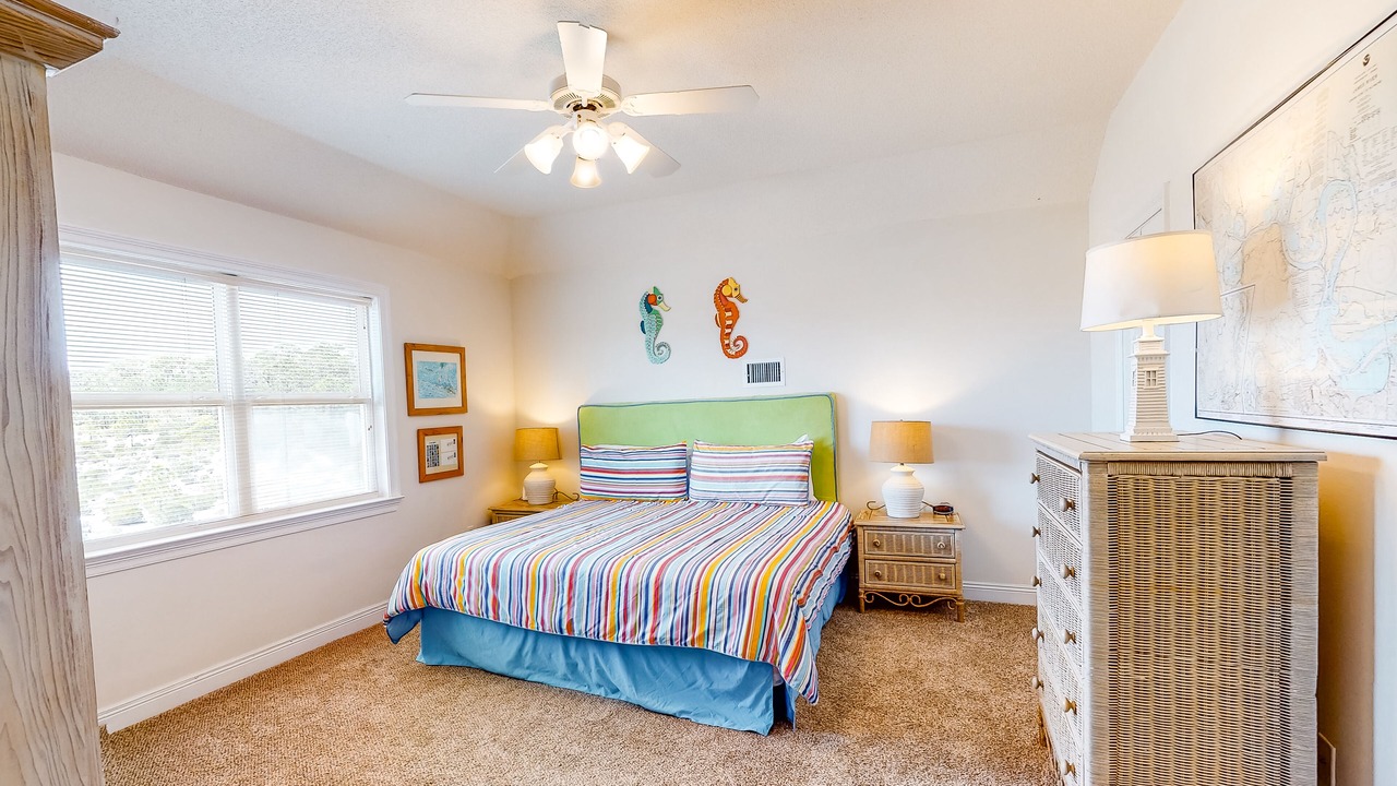 Photo of Bedroom in Audubon Place