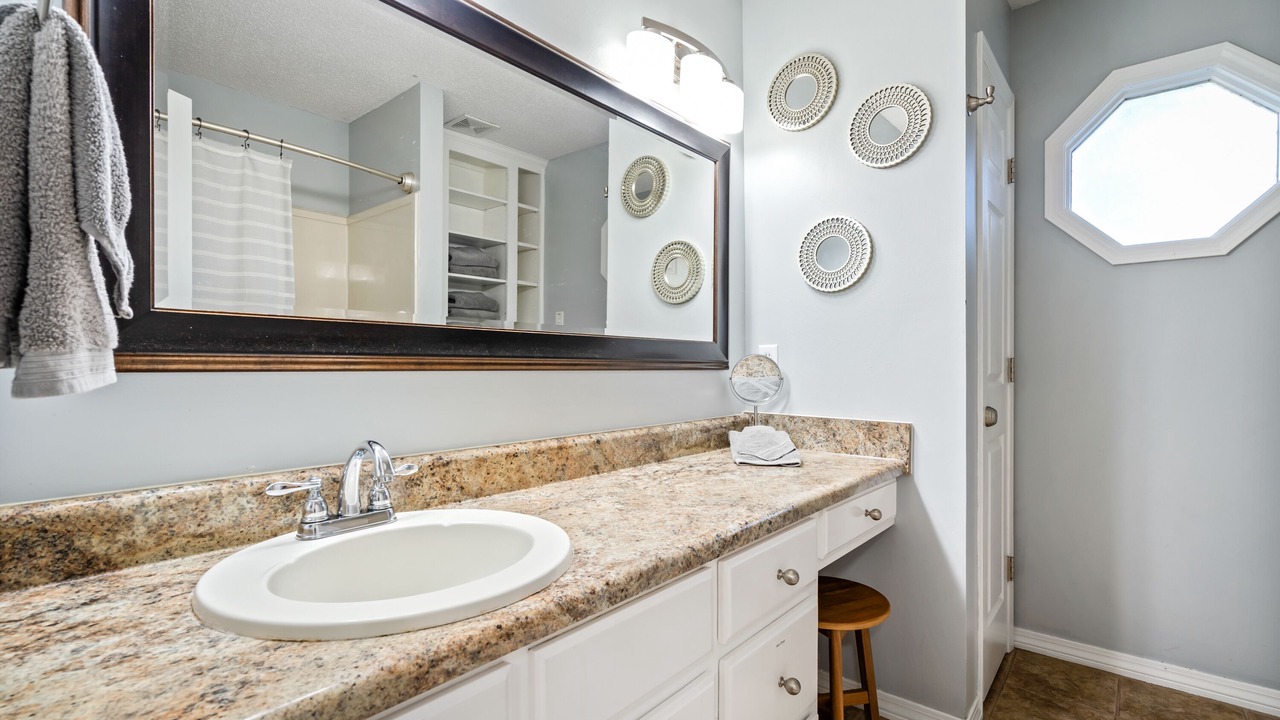 Photo of Bathroom in Mobile