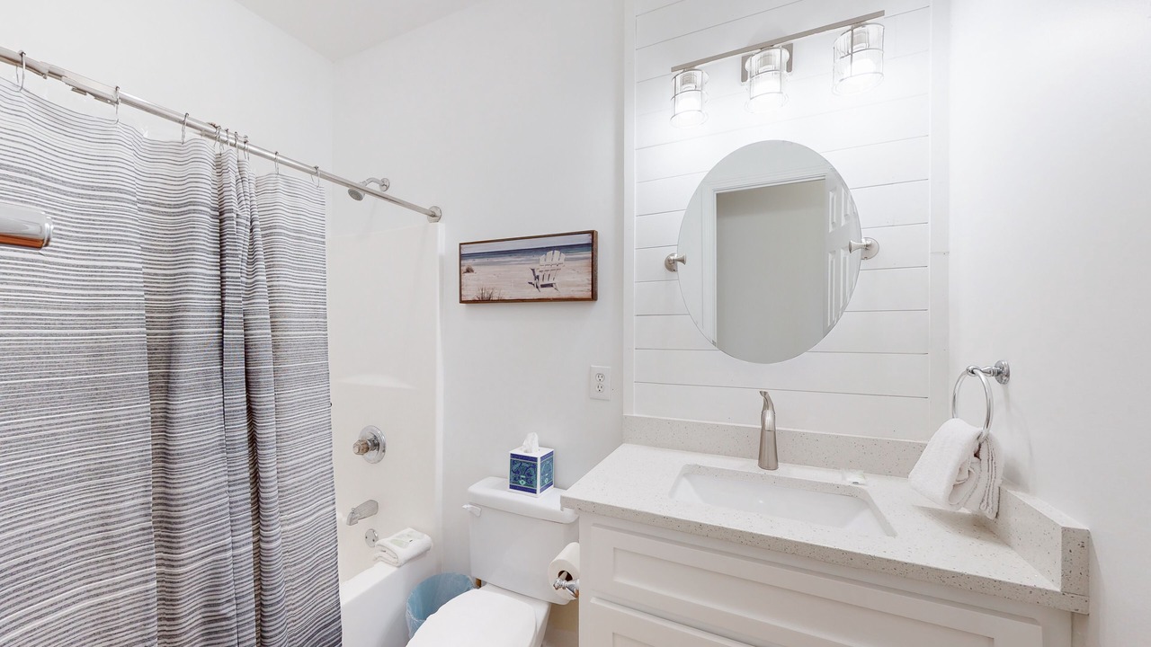 Photo of Bathroom in Dauphin Island