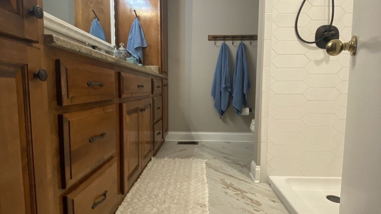 Photo of Bathroom in Dadeville