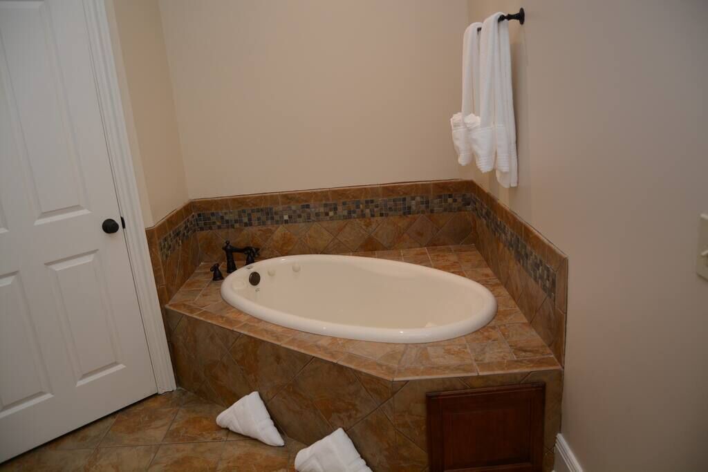Photo of Bathroom in Auburn