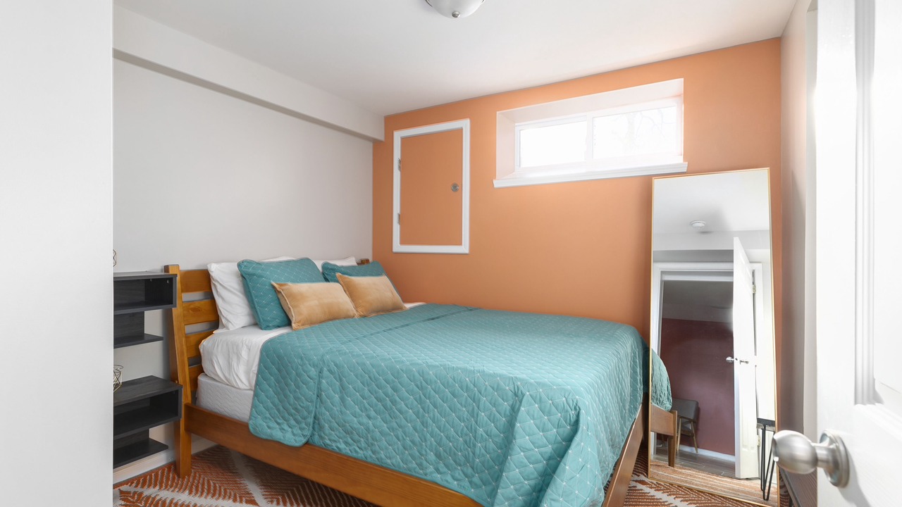 Photo of Bedroom in Crestline Heights