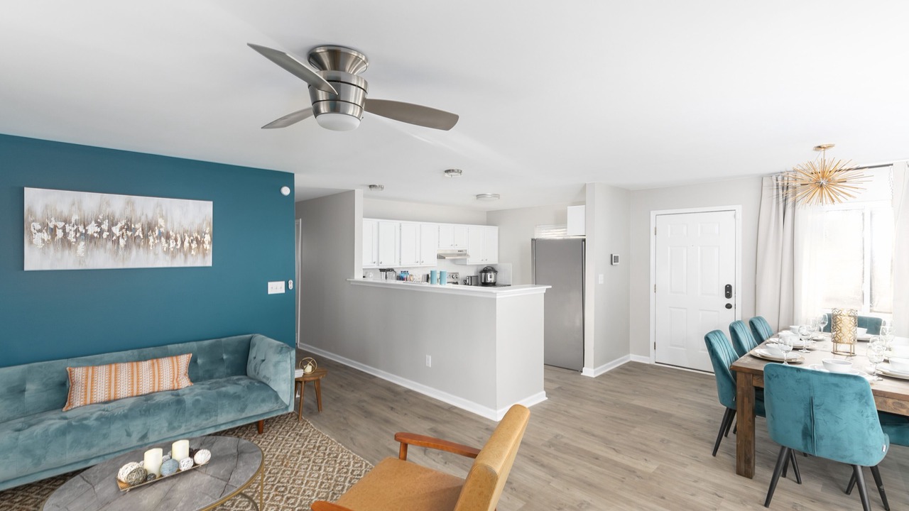 Photo of Livingroom in Crestline Heights