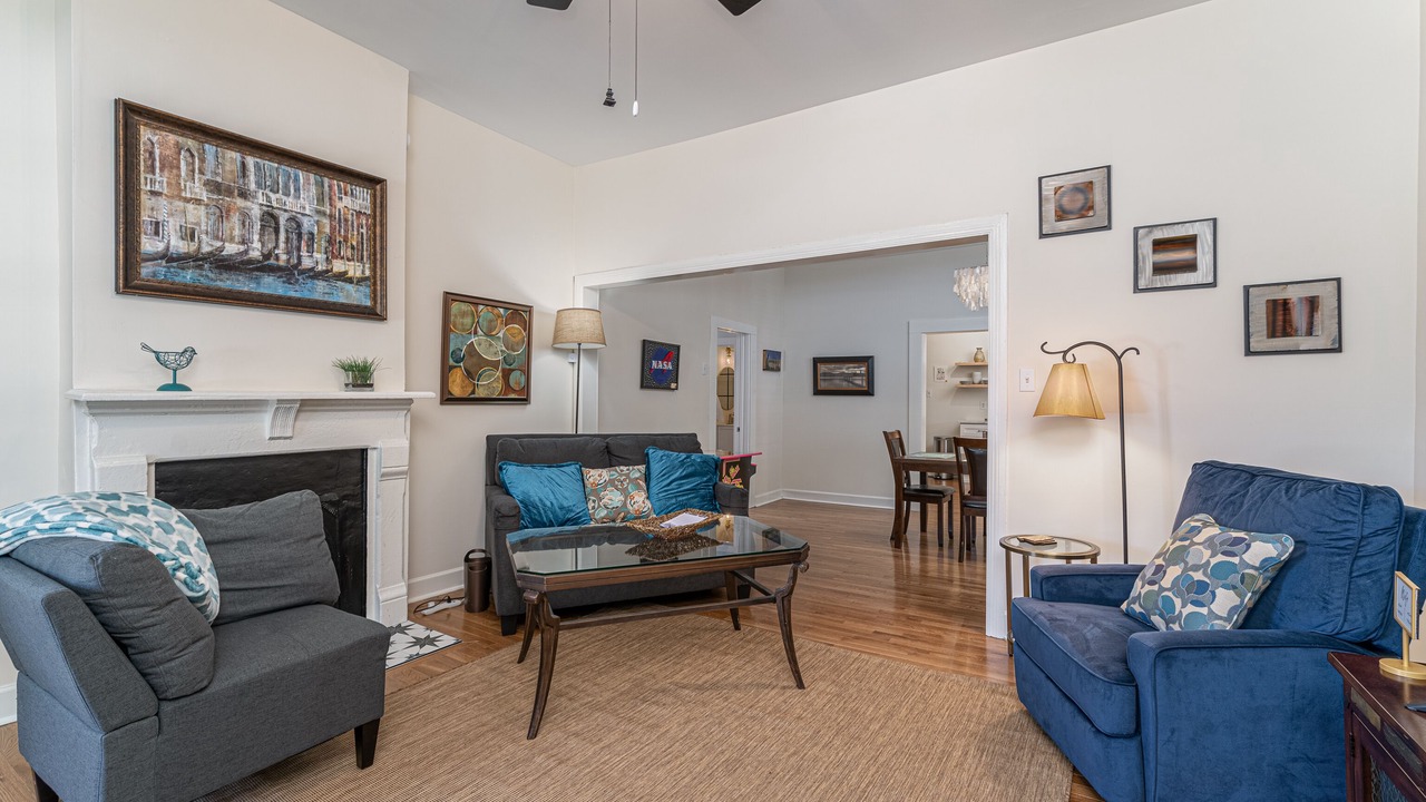 Photo of Livingroom in Huntsville