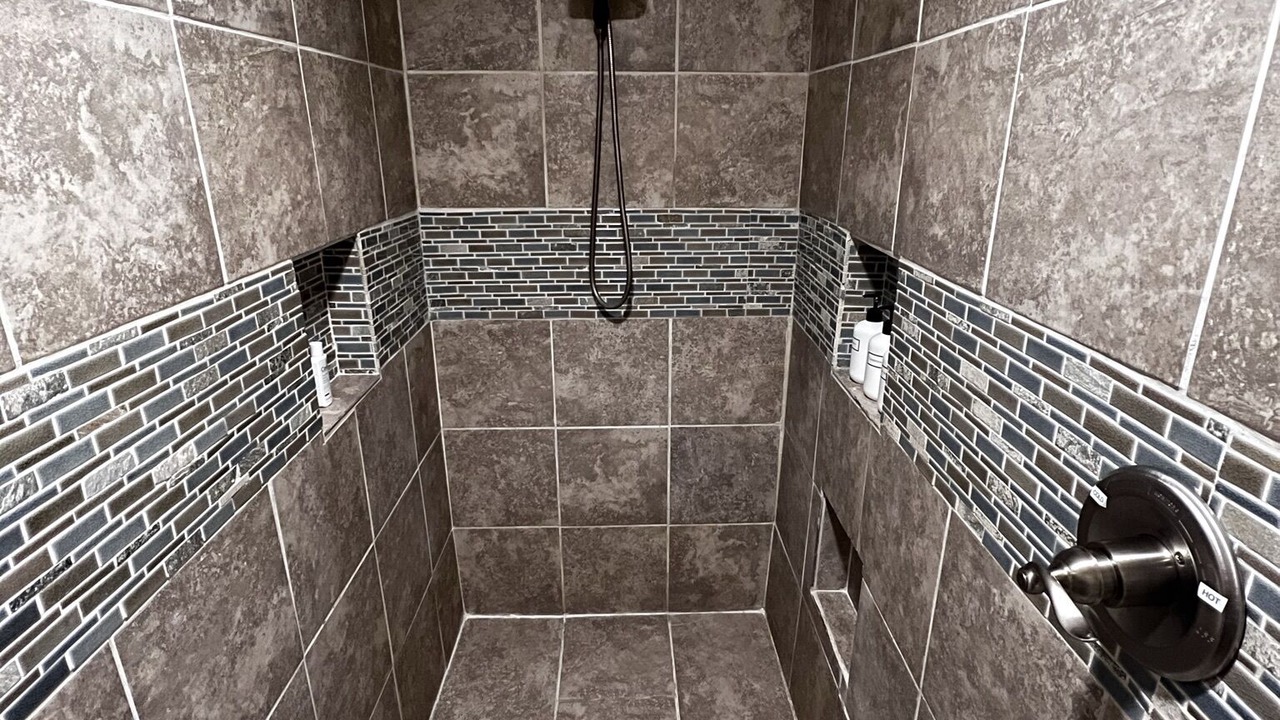 Photo of Bathroom in Rainbow City