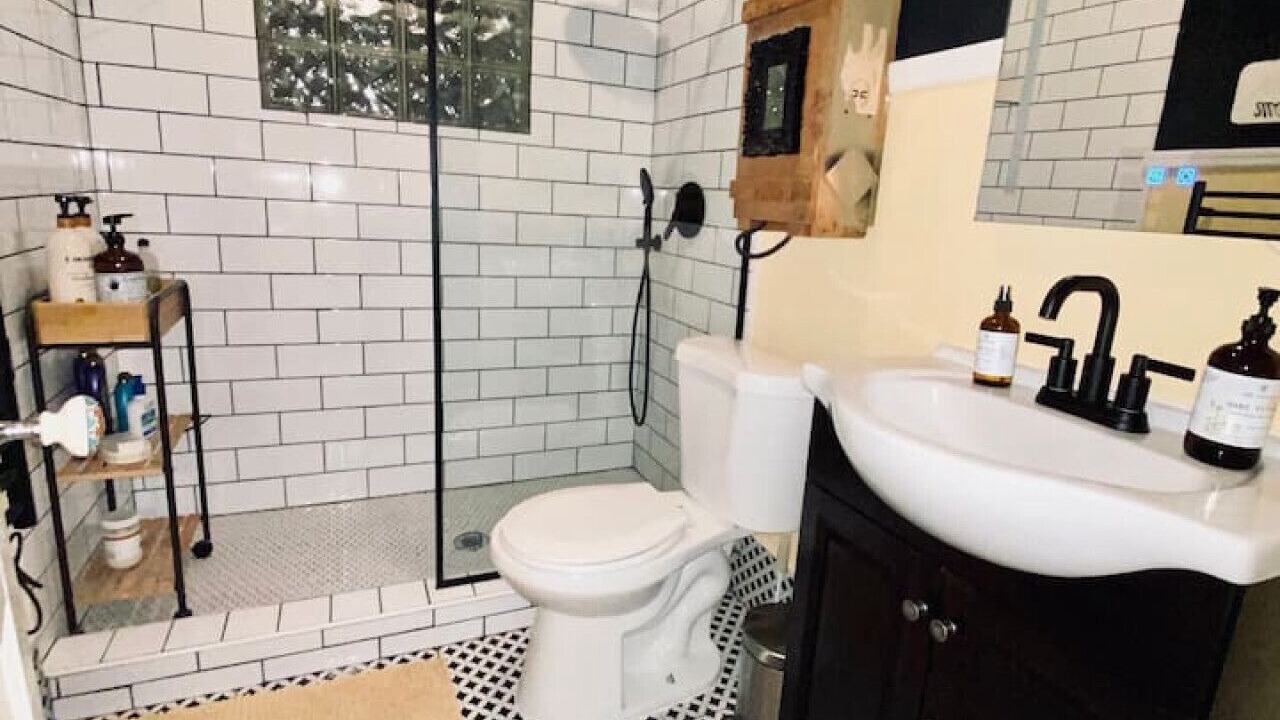 Photo of Bathroom in Crestline Heights