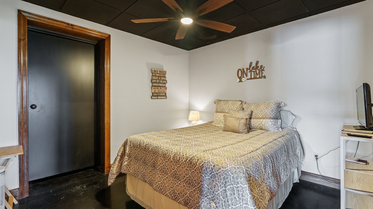 Photo of Bedroom in Arley