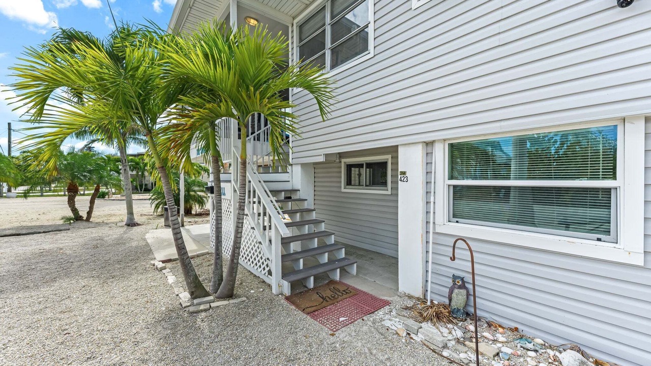 Photo of Outdoor in Mid Island