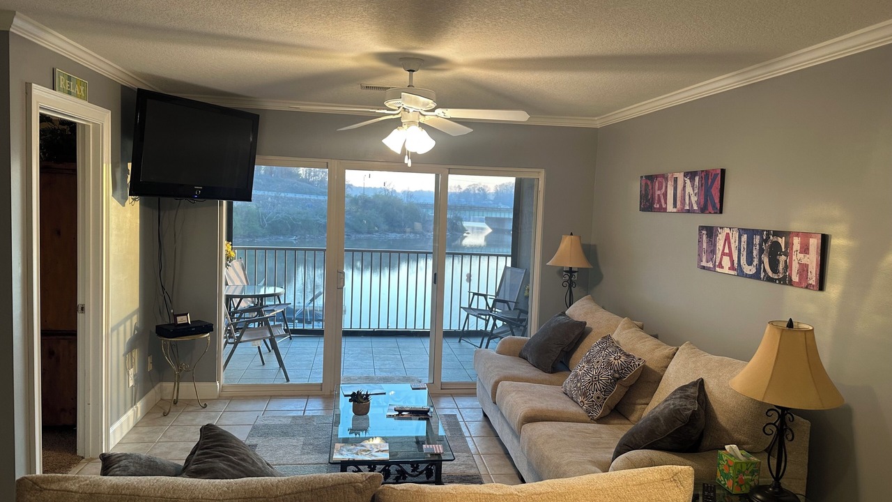 Photo of Livingroom in Alexander City