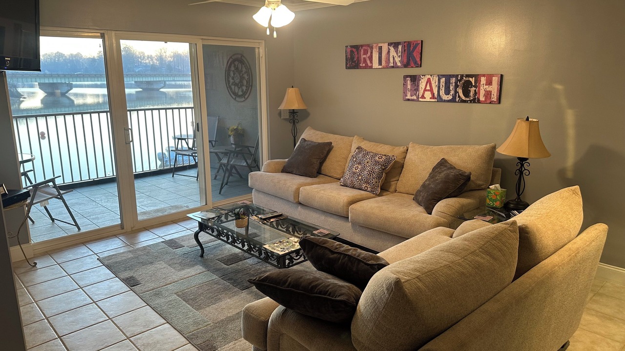 Photo of Livingroom in Alexander City